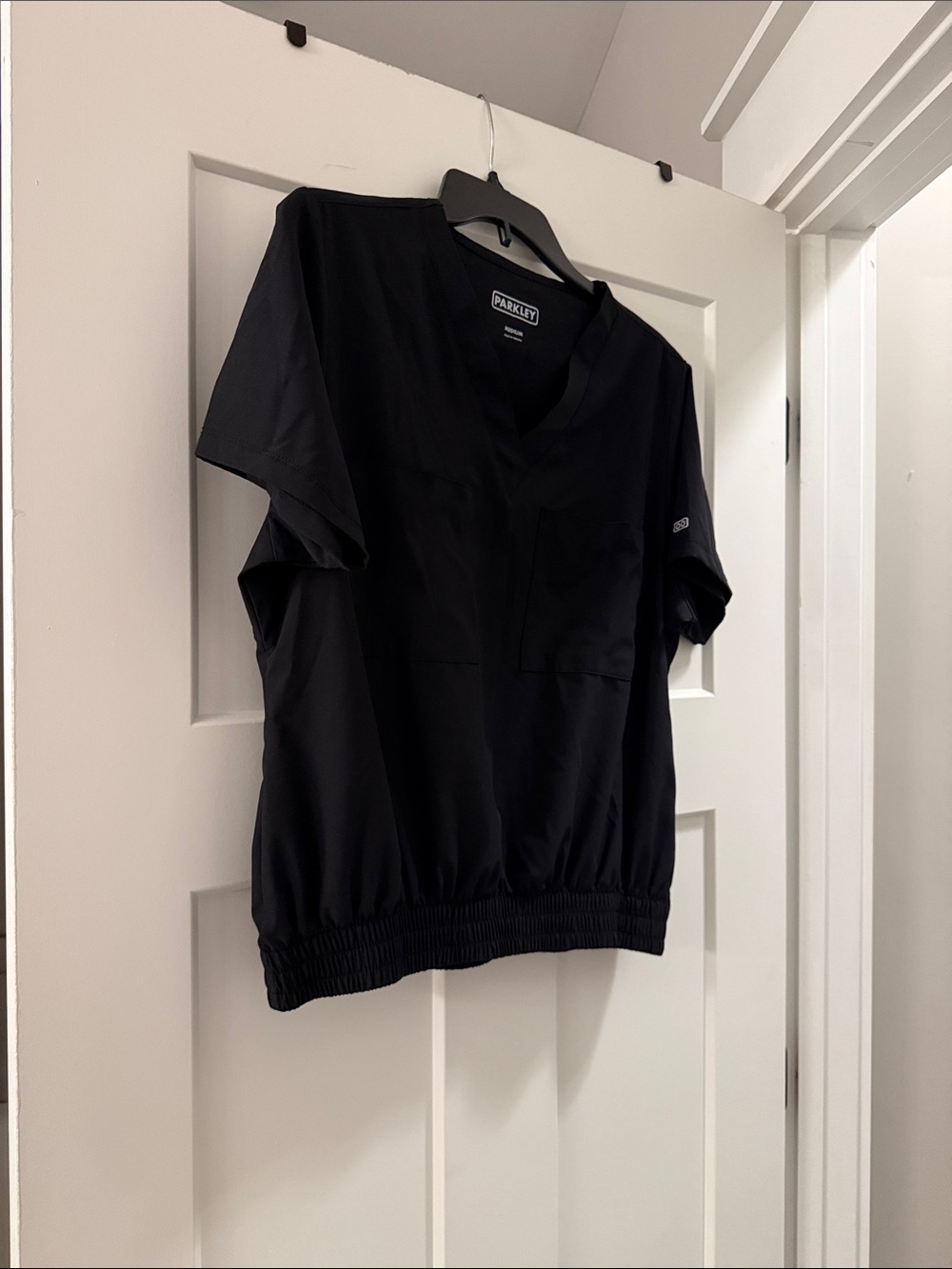 Women's Black V-Neck Short Sleeve Scrub Top with Elastic Hem